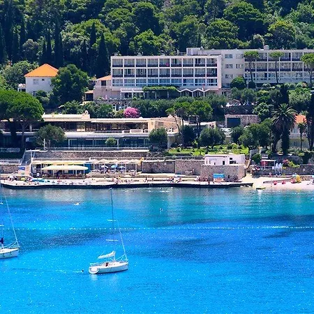 Ξενοδοχείο Adriatic 2*