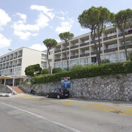 Hotell Adriatic 2*